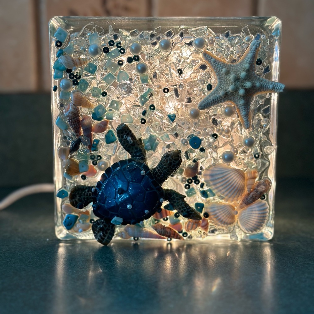 Decorative turtle light 🐢